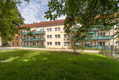 ruhige 2-Zimmer-Wohnung mit Wintergarten (WBS-pflichtig)