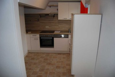 Single - Wohnung mit Einbauküche im Zentrum