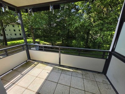 AB 01.07. Sanierte Single-Wohnung in Hassels mit schönem Balkon