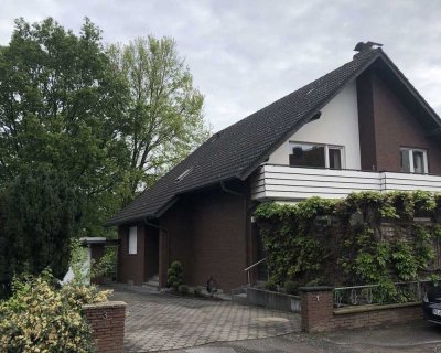 Sonnige und moderne Dachgeschoßwohnung in der Südstadt von Bad Oeynhausen