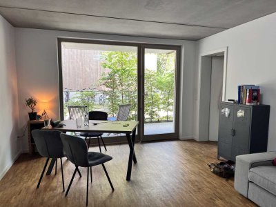 Neuwertige 2-Zimmer-Erdgeschosswohnung mit Terrasse am Aasee