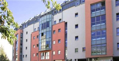 Erstbezug nach Sanierung: altersgerechte 2-Zimmer-Wohnung mit Aufzug