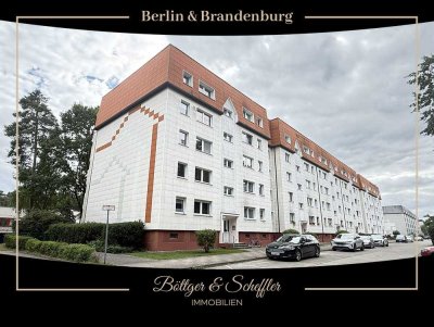 Bezugsfreie 3-Zimmer-Wohnung mit Balkon, Einbauküche, Wannenbad  und PKW-Stellplatz