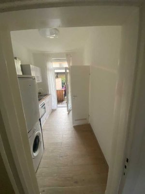 3 Zimmer Erdgeschosswohnung mit Balkon in Hamburg-Wilhelmsburg