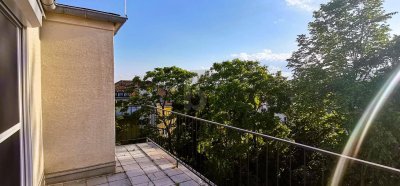 IDEAL FÜR SINGLES ODER PAARE - LICHTDURCHFLUTET - MIT ZWEI BALKONEN