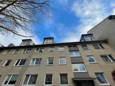 Top 2,5 Zimmer Dachgeschosswohnung- Wohnen auf hohem Niveau