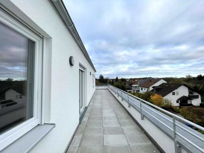 Wohnen mit Klasse: Dachterrasse, hochwertige Ausstattung und freier Blick!