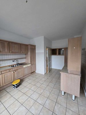 500 € - 82 m² - 2.5 Zi.