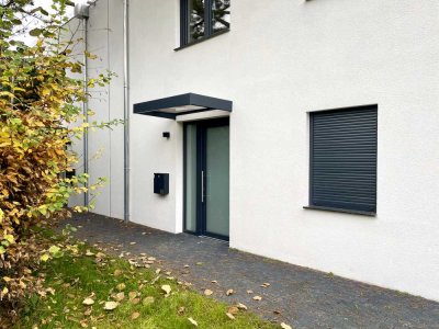 NEUBAU - moderne Doppelhaushälfte, Garten, 2 Bäder, 
Fußbodenheizung, entspricht KfW 55 Haus