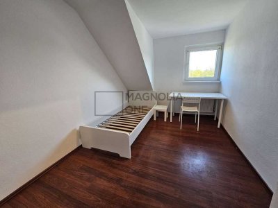 Stylisches WG-Zimmer in Top-Lage direkt an der U-Bahn zur Uni und Bahnhof – Einziehen & Wohlfühlen!