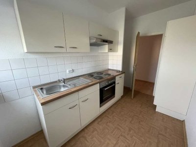 Einbauküche und Balkon! 2-Zimmer-Wohnung sucht neuen Mieter!