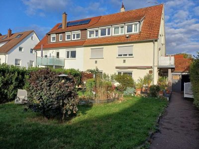 RESERVIERT Mehrgenerationenhaus mit großem Garten in Stuttgart-Weilimdorf - sanierungsbedürftig