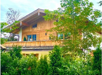 Obergeschoss-Wohnung im Chaletstil mit großem Balkon im wunderschönen Rottach-Egern