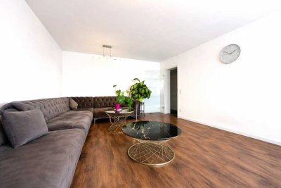 Stilvolle 4 Zimmer Wohnung mit Balkon