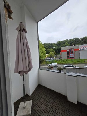 Schicke 4 Zimmer mit Balkon und EBK