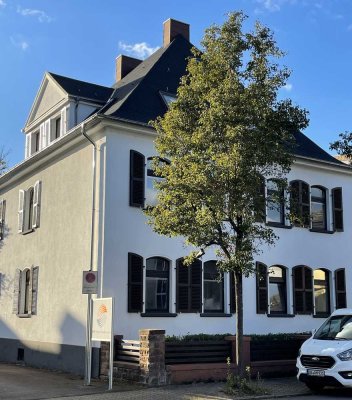 Erstbezug nach Sanierung: Schöne 4-Zimmer-Wohnung mit gehobener Innenausstattung in Dillingen