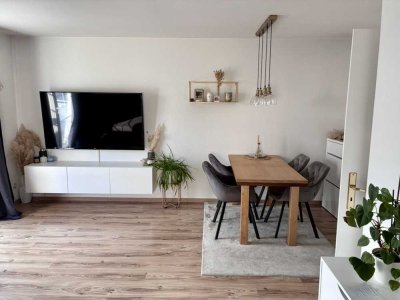 Charmante 2,5-Zimmer-Wohnung teilmöbliert in Ingolstadt-Mailing