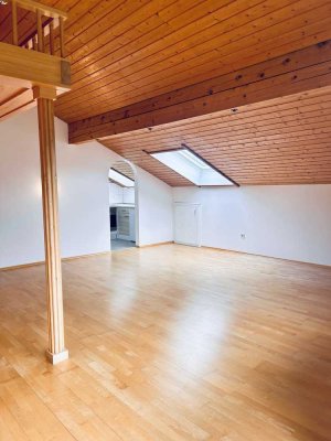 Attraktive 1-Zimmer-Dachgeschosswohnung in Bad Endorf