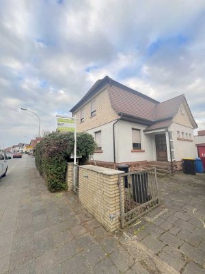 *Einfamilienhaus* mit Potenzial sucht neuen Eigentümer