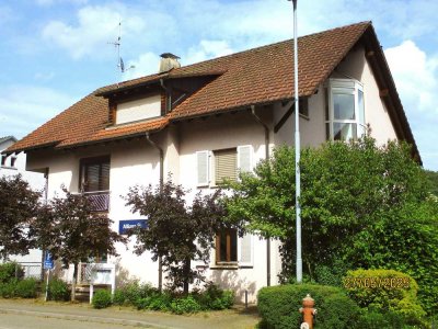Provisionsfreies Wohnhaus mit Gewerbeeinheit in Waldshut-Tiengen-Gurtweil
