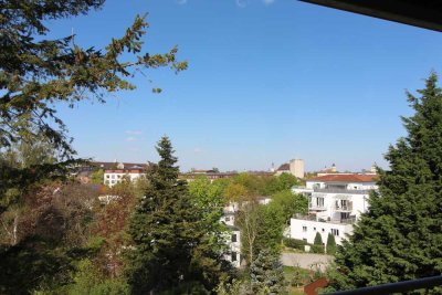 *Provisionsfrei* - Sanierte 2-Zimmer-Wohnung in Altstadtnähe
