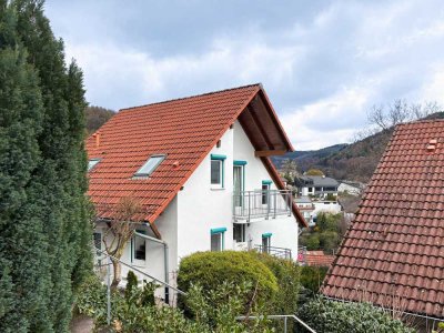 Lichtdurchflutete DHH in begehrter Lage am Köpfel in Heidelberg-Ziegelhausen