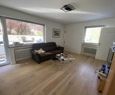 Provisionsfreie 2-Zimmer-Hochparterrewohnung mit Balkon in Oberföhring