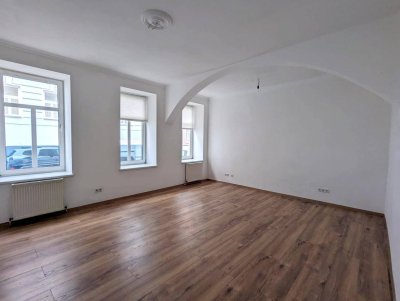 Charmante 2-Zimmer-Altbauwohnung mit Kaminanschluss – Top-Anbindung!