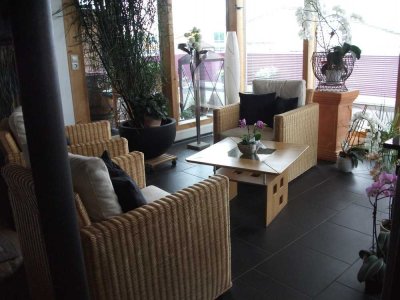 Gepflegte 4,5-Zimmer-Maisonette-Wohnung mit Balkon und Einbauküche in Volkertshausen