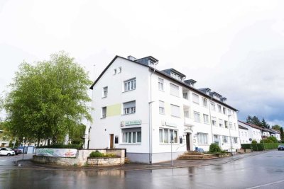 Moderne, sanierte Dreizimmerwohnung in Esslingen