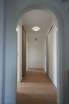 3,5-Zimmer-Wohnung mit Süd-Balkon in Neu-Ulm/Offenhausen. Frisch renoviert.