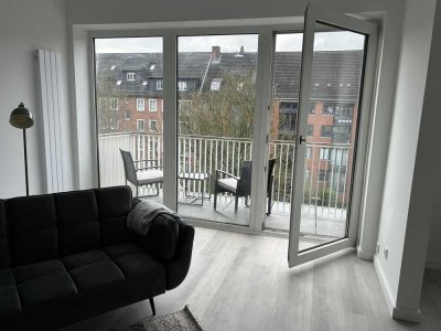 Top Lage & Erstbezug, möblierte 3-Zimmer Wohnung mit Balkon in HH Harvestehude