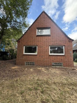 Sanierungsbedürftiges Haus oder Baugrundstück-  Hamburger Stadtgrenze