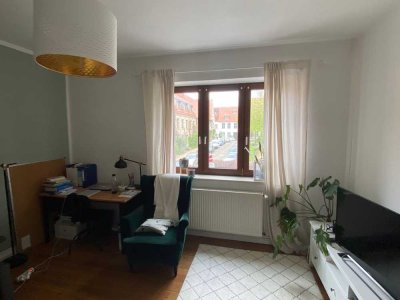 Geräumige,  2-Zimmer-Wohnung mit Einbauküche in Rostock Östliche Altstadt