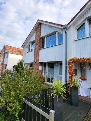 Doppelhaushälfte mit fünf Zimmern in Schönefeld / Großziethen  - Provisionsfrei