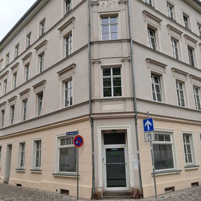 WG-geeignete frisch sanierte 3-Zimmer-Wohnung in Buckau mit neuer Einbauküche