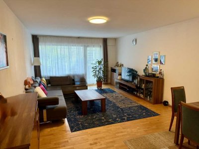 Wunderschöne 3 Zimmerwohnung mit viel Platz in Frankfurt Sachsenhausen-Süd