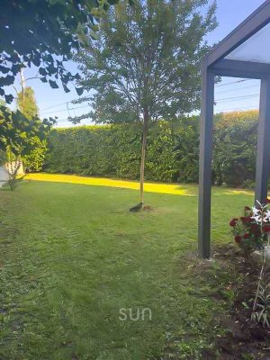 ***Familienfreundliches Haus mit viel Grün und Privatsphäre*** DHH mit Einbauküche