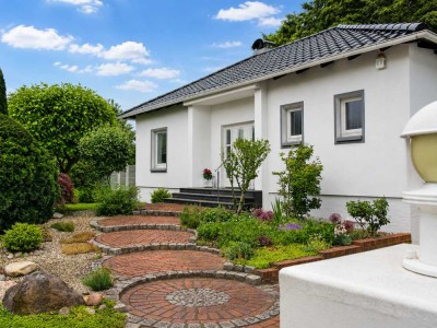 Gepflegter Bungalow mit privater Gartenidylle im Grünen