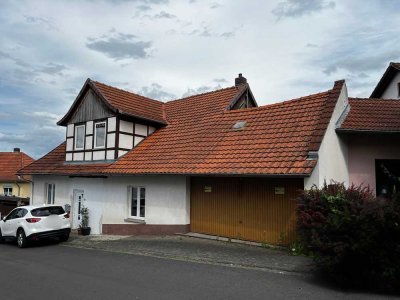VOLLVERMIETETES ZWEIFAMILIENHAUS MIT OPTION ZUM AUSBAUEN