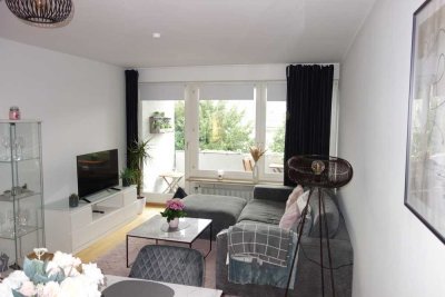 Helle 2-Zimmer-Wohnung mit Südbalkon & Grünblick in beliebter Wohnlage nahe dem Stadtwald!