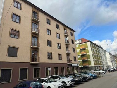 Frisch renovierte 2-Zimmer Wohnung in einem gepflegten Mehrfamilienhaus