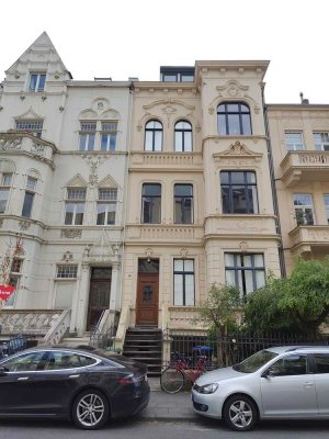 Große, repräsentative Stadtwohnung in liebevoll gepflegtem Gründerzeithaus