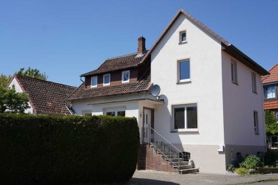 * Einfamilienhaus mit großzügigem Außenbereich * - in zentraler Wohnlage von Schwicheldt