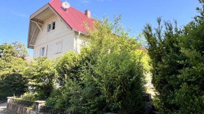 MFH mit 6 ETWs, 2 Garag. und 2 Stpl., Hohe AfA (4,16%), Rendite 5,3%
