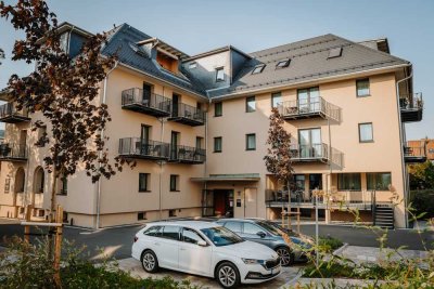 DG Apartment mit Blick über alle Dächer