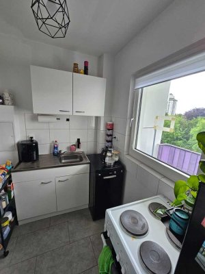Stilvolle 1-Zimmer-Wohnung mit Balkon in Köln Porz Urbach