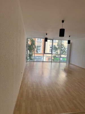 Helle und große Innenstadtwohnung mit Charme