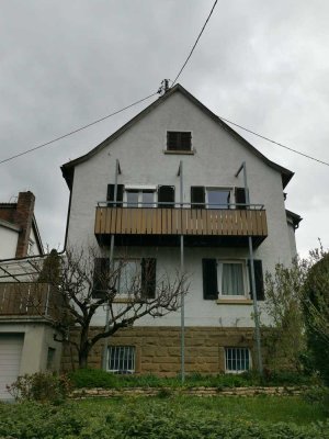 Charmante 3-Zimmer-Wohnung mit Balkon in Fellbach-Oeffingen
