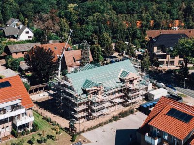 Ihr Platz an der Sonne: Helle Neubauwohnung in der Endetage mit Süd-Balkon und viel Platz!